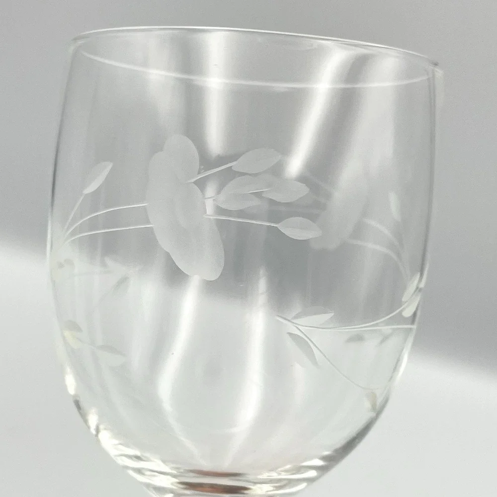 Vintage 1980s Princess House Heritage‎ Etched Wine Glasses Set of 2 - 6 5/8